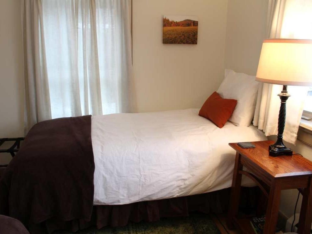 Bark Eater Inn Keene Rom bilde